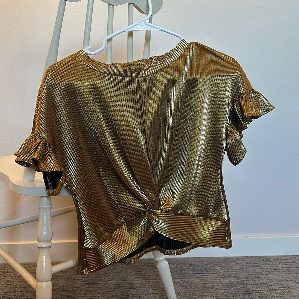 Girl’s holiday top